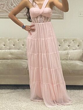 Elegant Pink Lace Bodice Maxi Dress